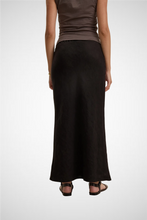 Load image into Gallery viewer, Beka Heavy Linen Skirt (8247706812624)
