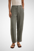 Load image into Gallery viewer, Taylor Heavy Linen Pant (8247706779856)
