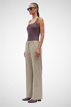 Load image into Gallery viewer, Saamanza Tank Top (8247557128400)
