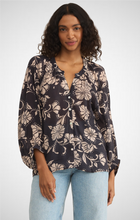 Load image into Gallery viewer, Wren Ari Floral Blouse (8248046452944)
