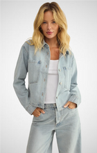 Charger l&#39;image dans la galerie, All Day Cropped Denim Jacket (8248046158032)
