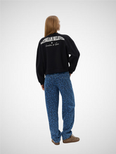 Load image into Gallery viewer, Eli Sweatshirt (8254170693840)
