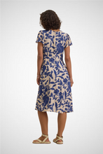 Charger l&#39;image dans la galerie, Nevine Printed Light Royal Crepe Dress (8255025283280)
