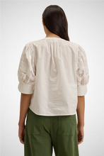 Charger l&#39;image dans la galerie, Sunflower Embroidery Blouse (8255025217744)
