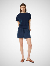 Load image into Gallery viewer, Tencel Sleeveless Sweatshirt (8256633176272)
