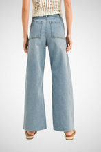 Charger l&#39;image dans la galerie, Straight Wide Leg Denim Pants (8229682872528)
