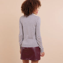 Load image into Gallery viewer, Nadege Turtle Neck (7925952151760)
