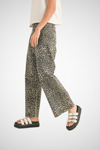 Load image into Gallery viewer, Leopard Print Pants (8229698437328)
