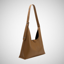 Charger l&#39;image dans la galerie, Carmen Tan Tote Bag (8229669535952)
