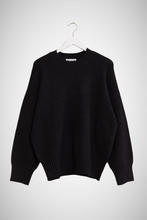 Charger l&#39;image dans la galerie, Oversized Sweater Pullover (8163195158736)
