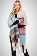 Charger l&#39;image dans la galerie, Cozy Striped Fringe Oblong Scarf (8163187523792)
